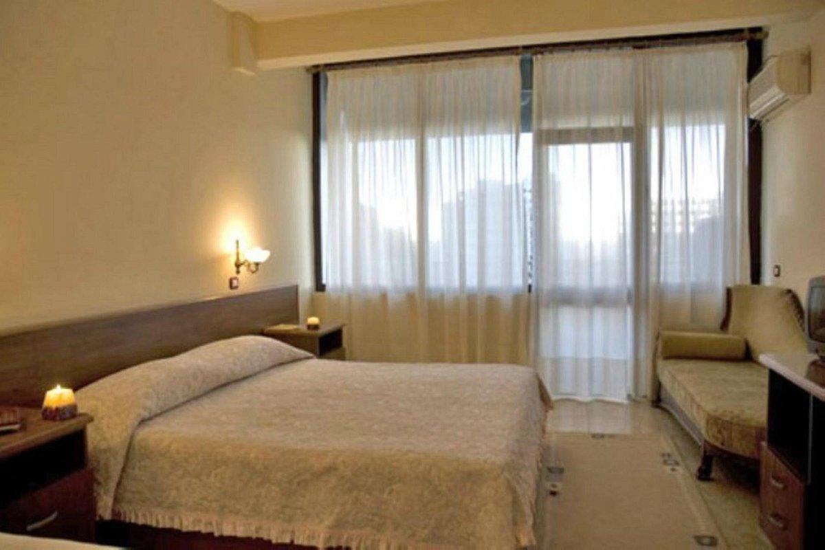 Akropoli Hotel Kryemedhej Exterior photo