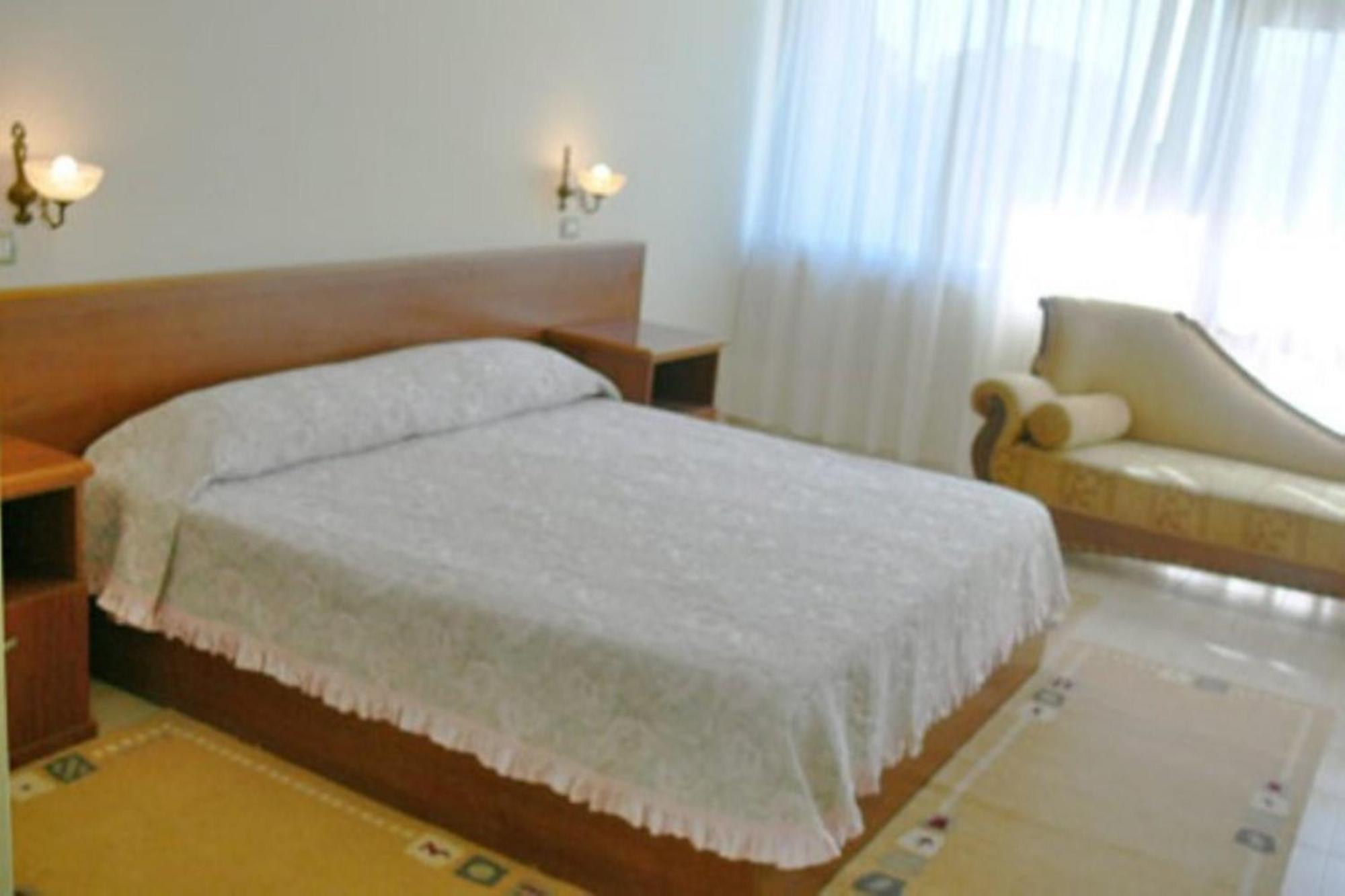 Akropoli Hotel Kryemedhej Room photo