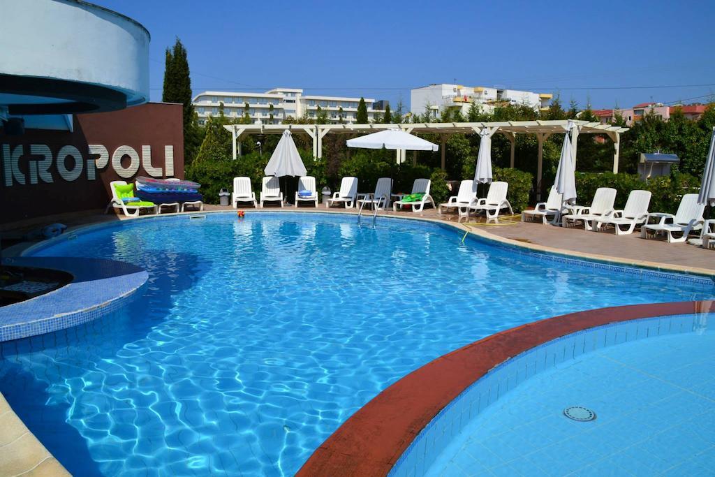 Akropoli Hotel Kryemedhej Exterior photo